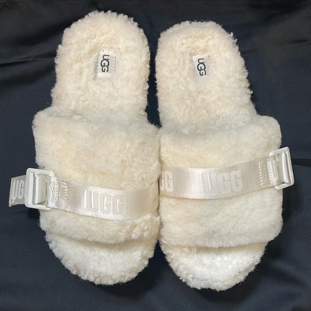 UGG Women's Fluffy White Slippers